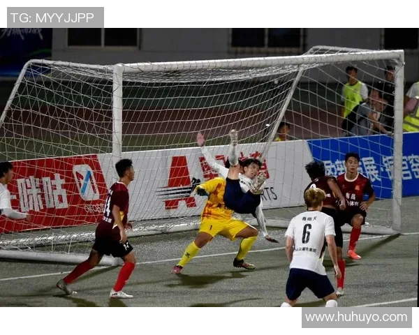 做替补足球明星的人如何在赛场上找到自己的价值与机会