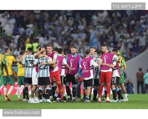 在卡塔尔世界杯赛场上与足球明星们共度激情时刻的精彩体验