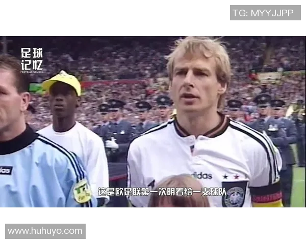 德国足球明星的低调生活与光辉成就之间的平衡探讨